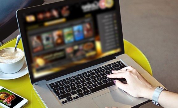 Bermain Slot Online di Rumah Bisa Membantu Mengurangi Dampak Pemanasan Global